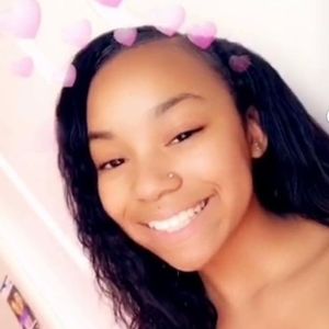 Meet your Posher, Antonise